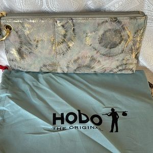 HOBO metallic clutch